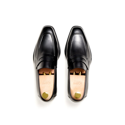 Artisan Plain Loafers - Black (BLK)