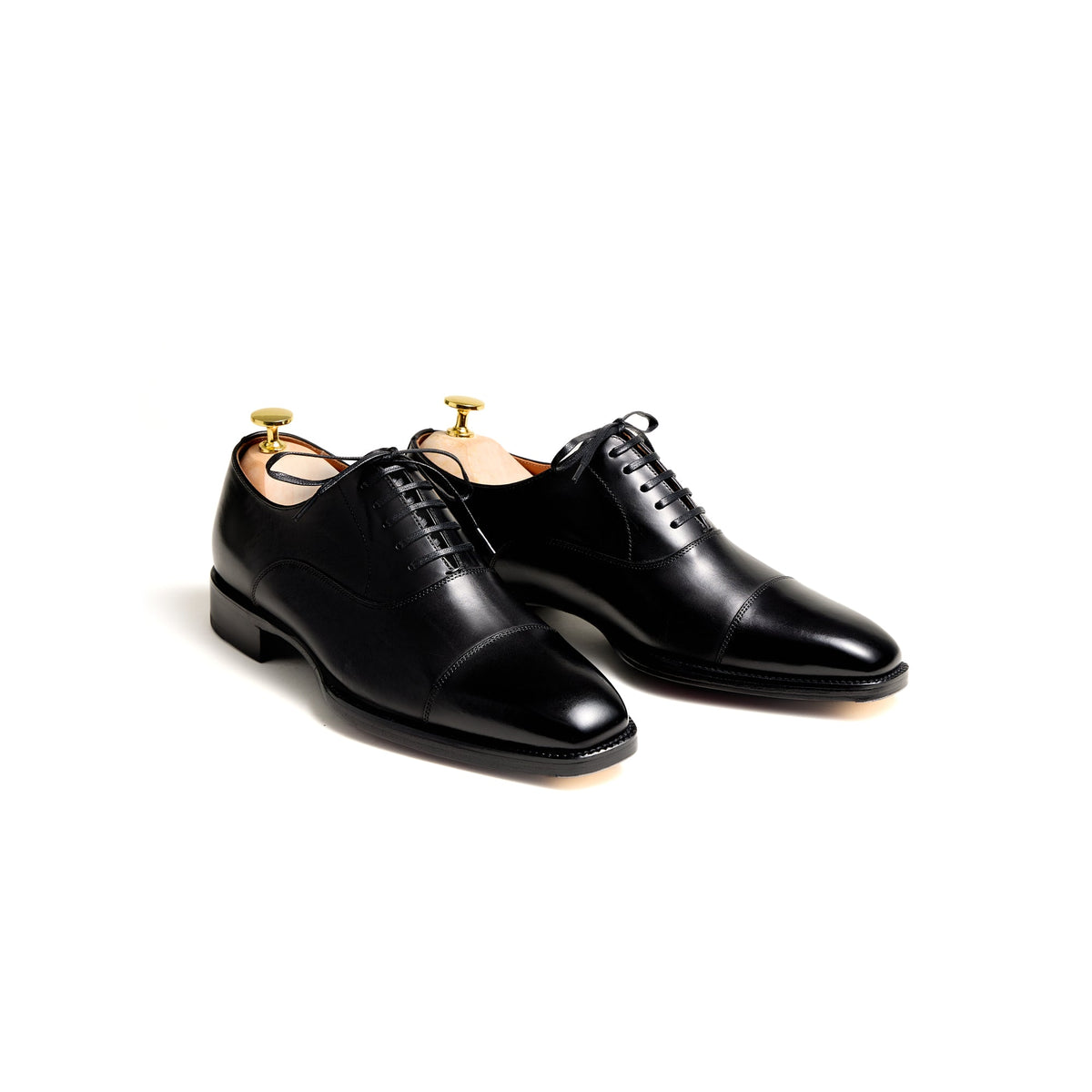 Artisan Captoe Oxfords - Black (BLK)