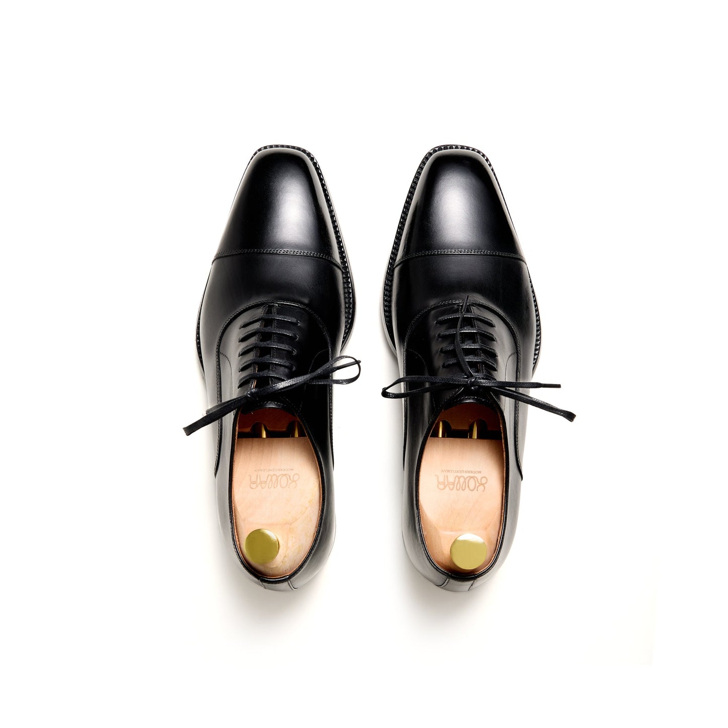 Artisan Derby - Black (BLK)