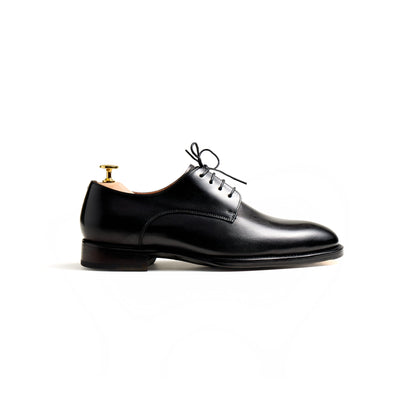 Artisan Derby - Black (BLK)