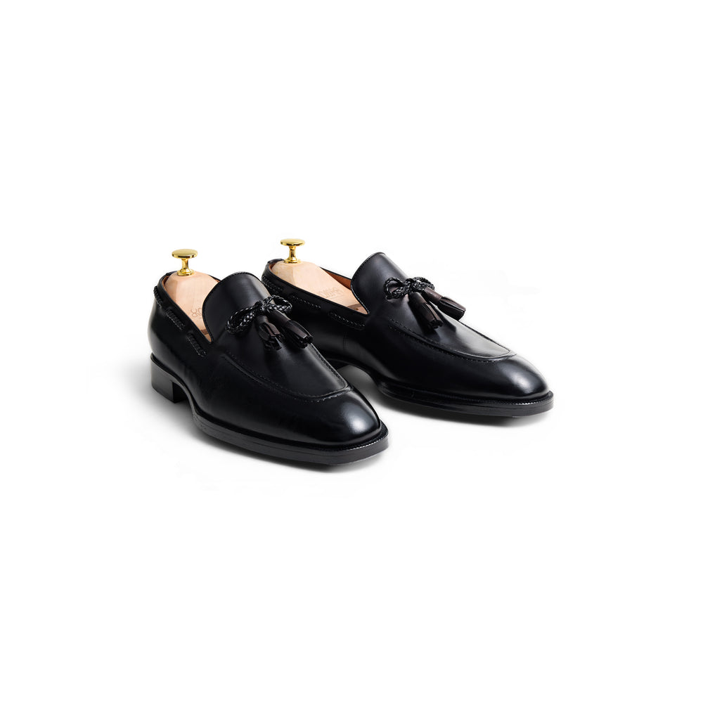 Artisan Tassel Loafers - Black (BLK)